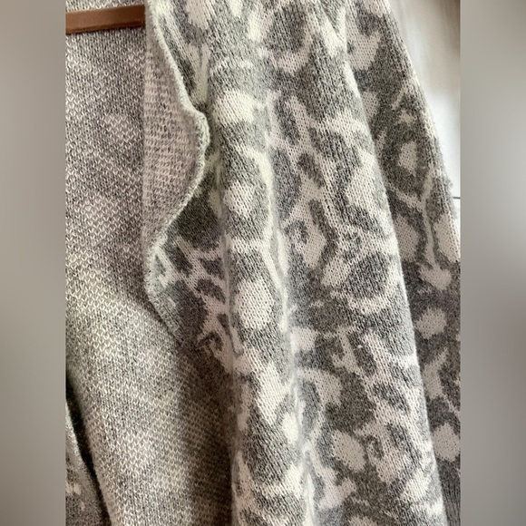 LOFT | Patterned Open Front Cardigan Sweater | SP - Picture 7 of 7